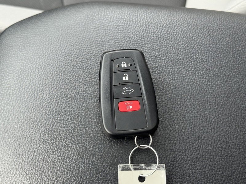 New 2025 Toyota RAV4 XLE image 41