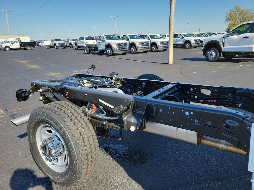 New 2026 Ford F350 XL w/ XL Chrome Package image 9