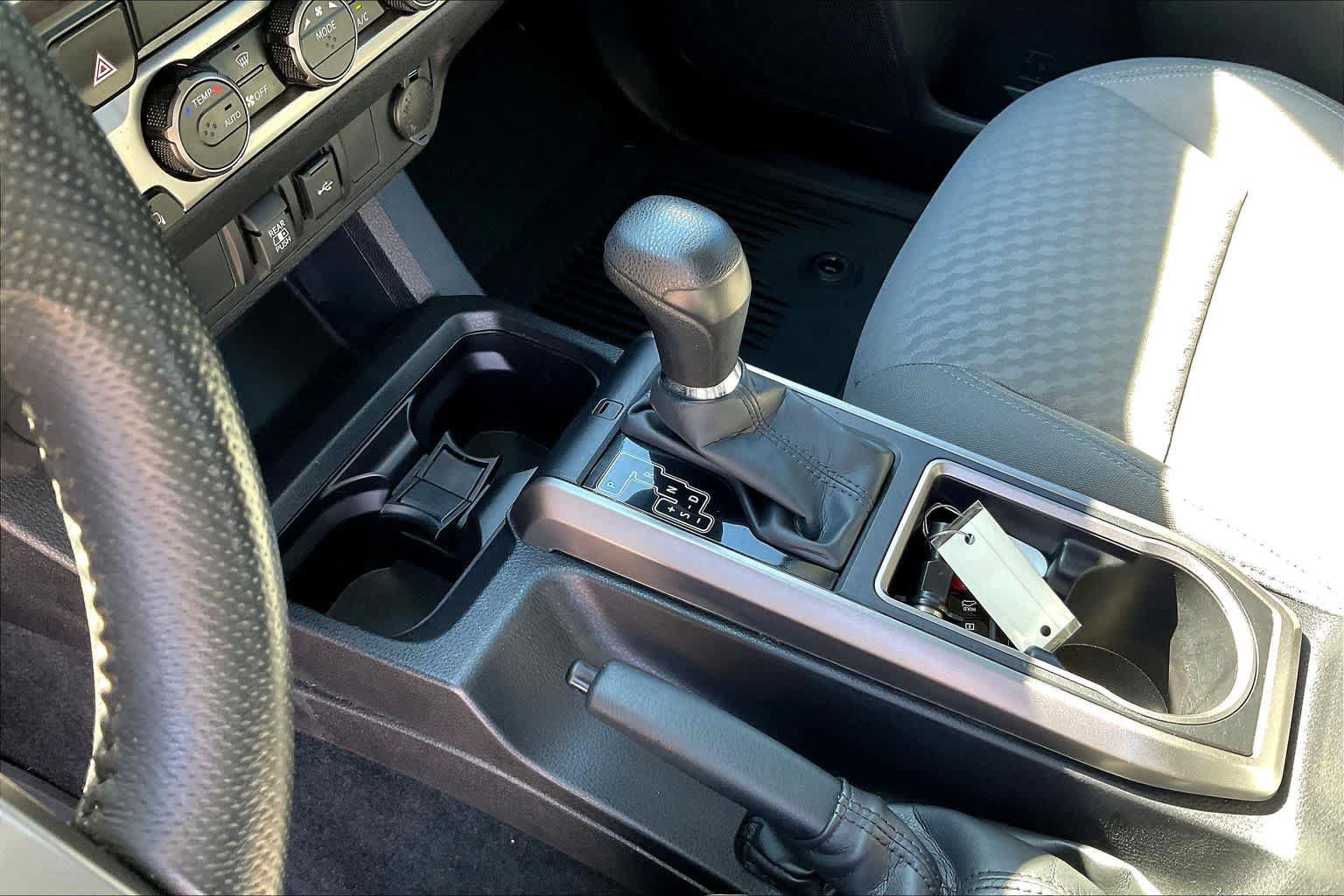 Used 2023 Toyota Tacoma SR5 RWD image 16