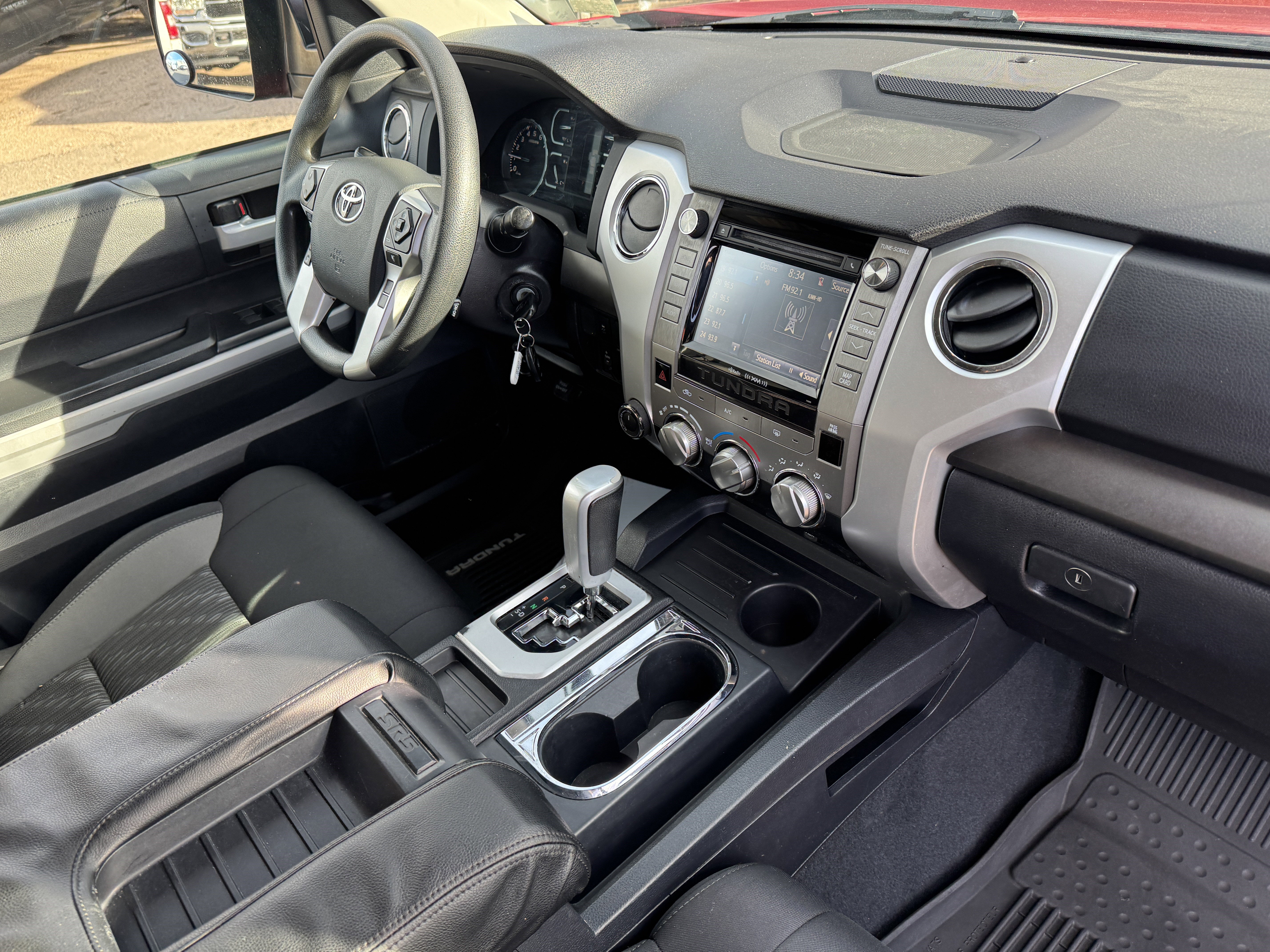 Used 2019 Toyota Tundra SR5 w/ TRD Off Road Package image 19