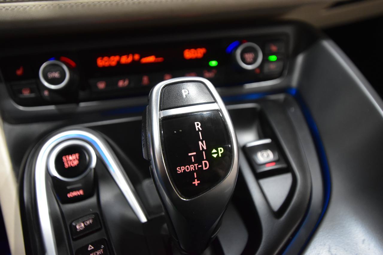 Used 2016 BMW i8 AWD/4WD image 33