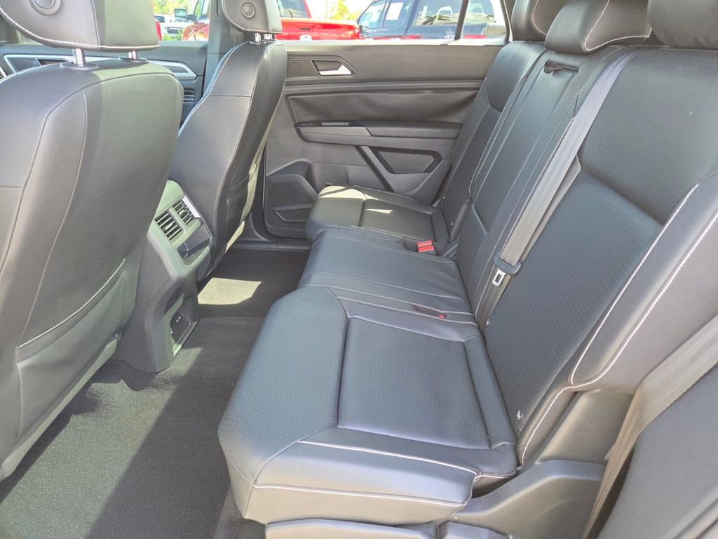 Used 2020 Volkswagen Atlas Cross Sport SEL FWD image 18