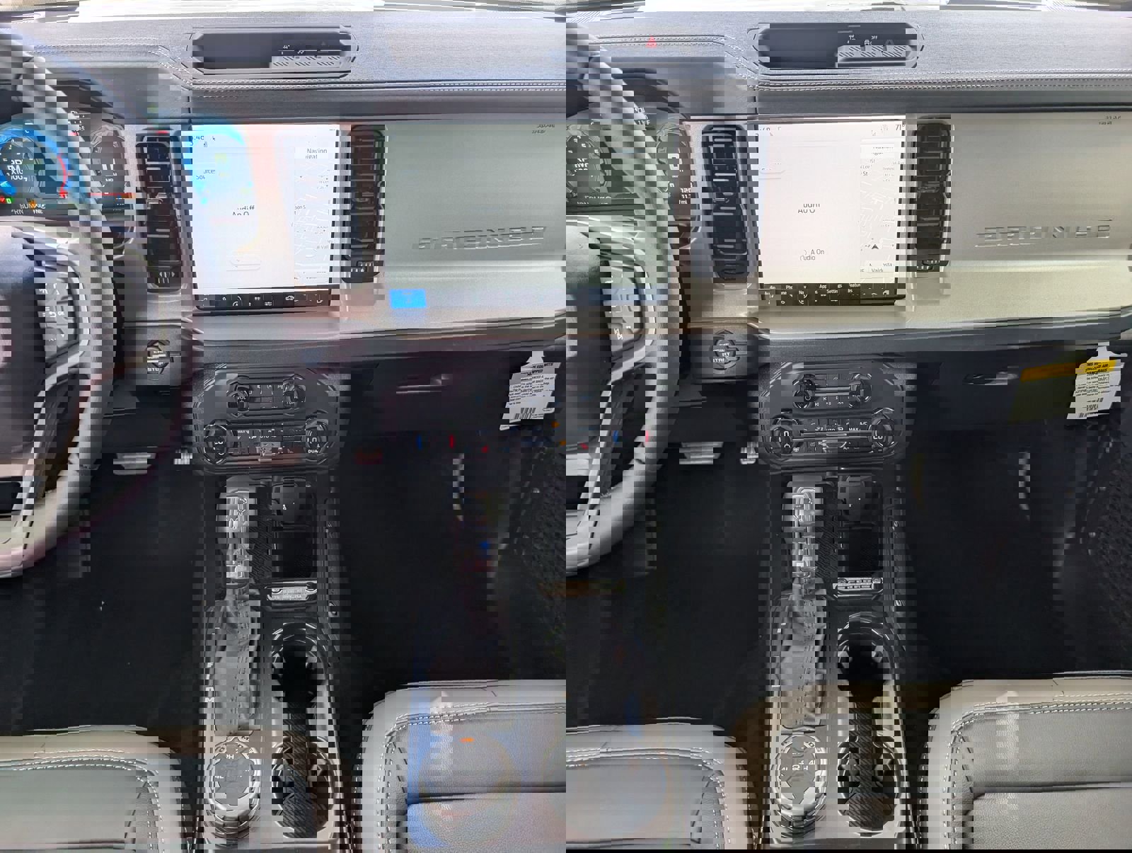 New 2026 Ford Bronco Outer Banks image 7