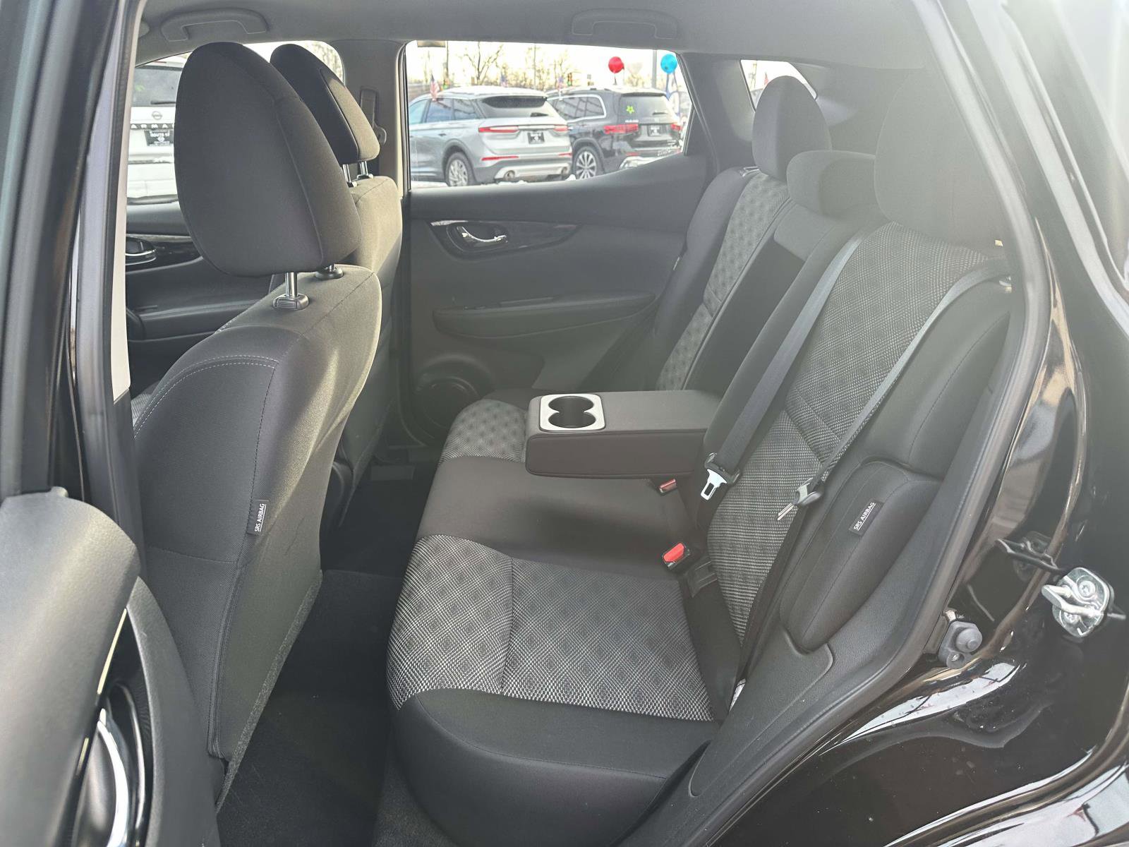 Used 2022 Nissan Rogue Sport SV image 13