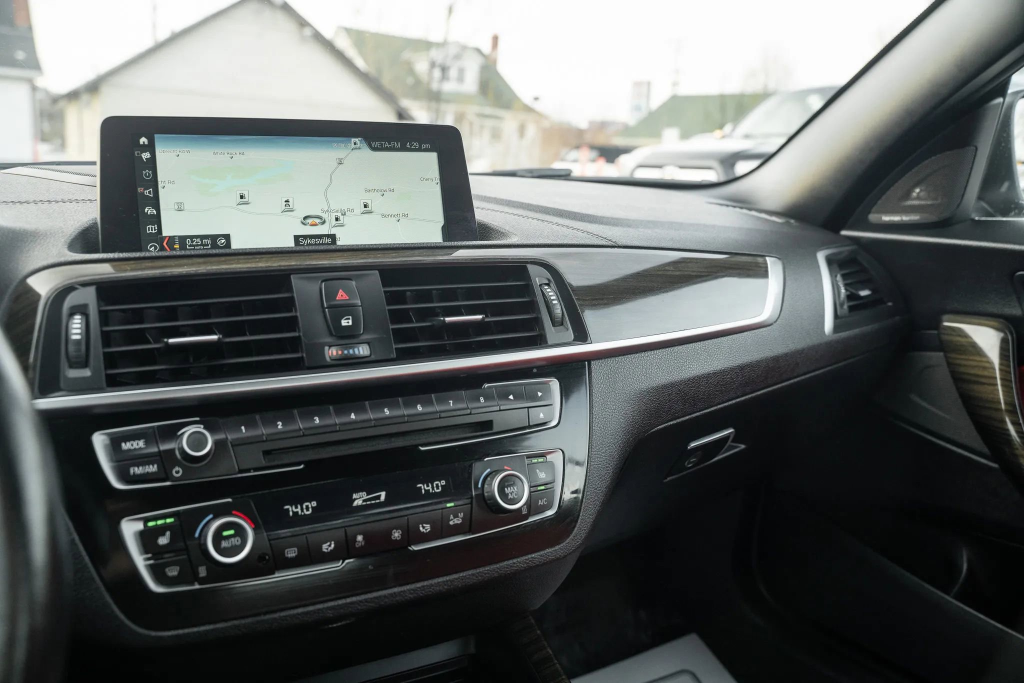 Used 2020 BMW 230i xDrive Convertible w/ Premium Package image 23