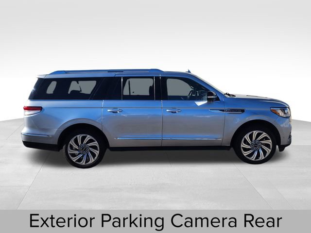 Certified 2023 Lincoln Navigator L Reserve AWD/4WD image 11