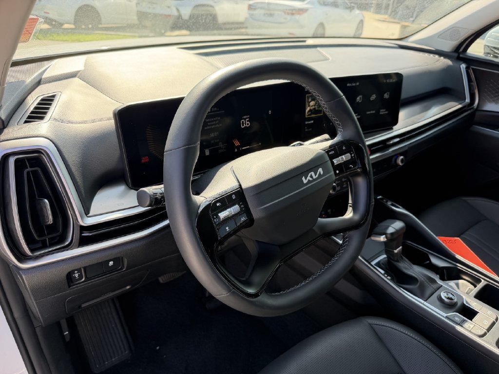 Used 2026 Kia Sorento S w/ S Panoramic Sunroof Package FWD image 14