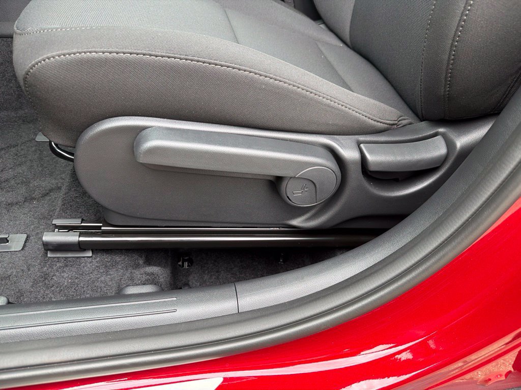 New 2027 Hyundai Kona SE AWD/4WD image 14