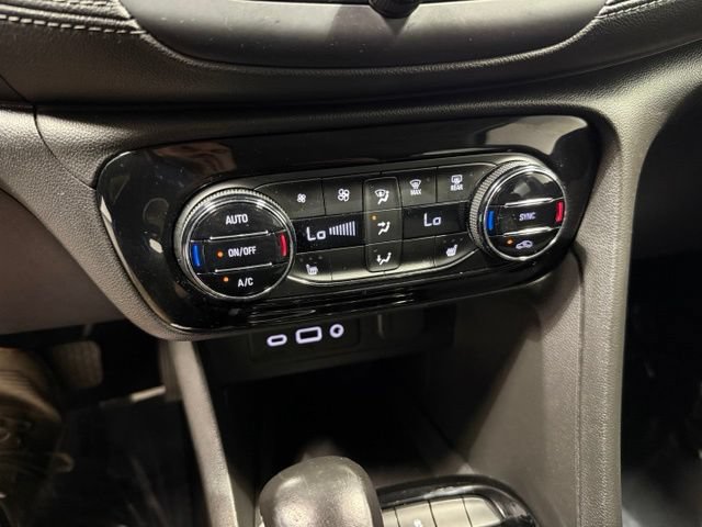 Certified 2021 Buick Encore GX Select w/ Advanced Technology Package FWD image 22