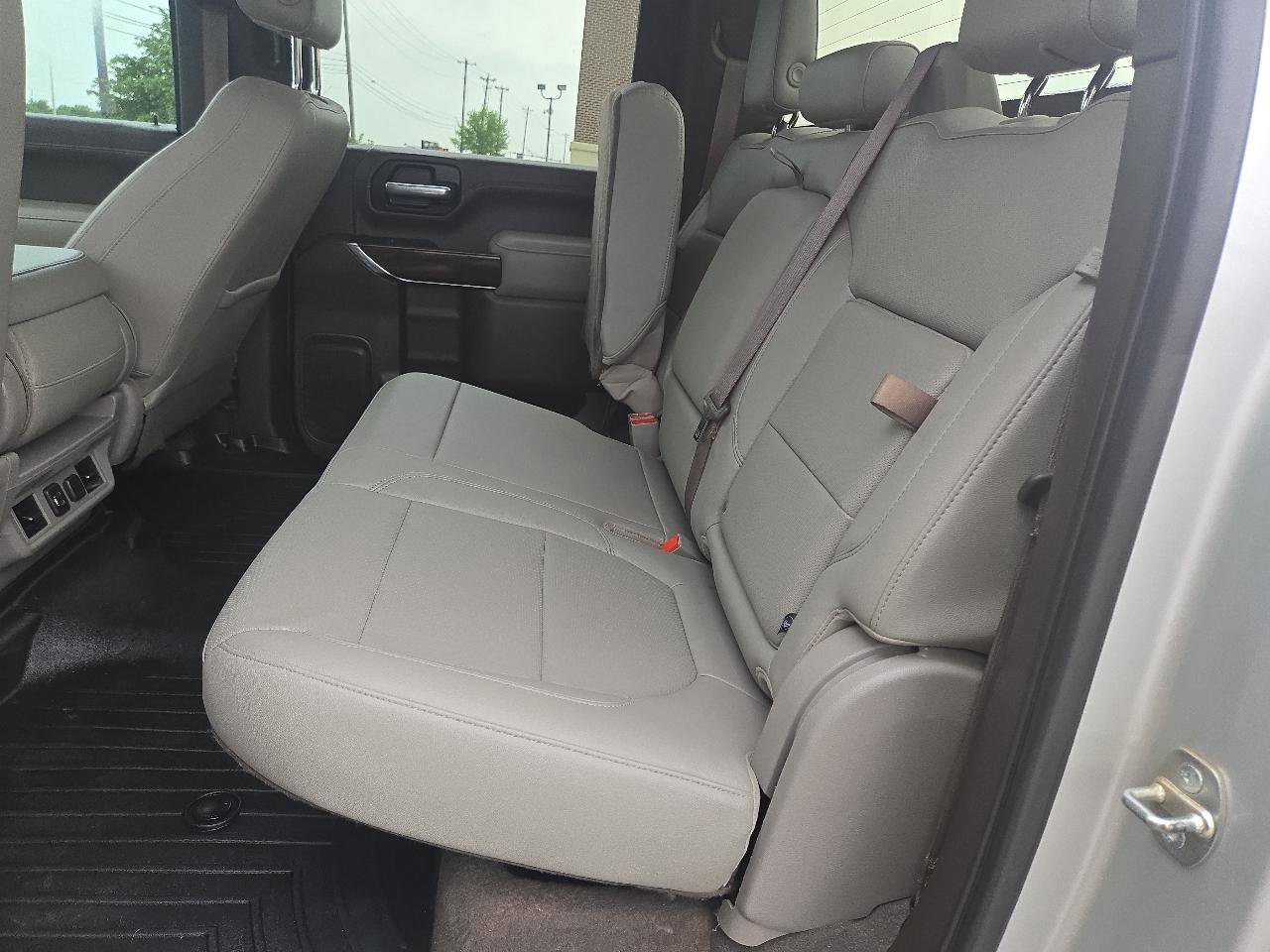 Used 2020 GMC Sierra 3500 SLT w/ Gooseneck/5TH Wheel Package AWD/4WD image 18