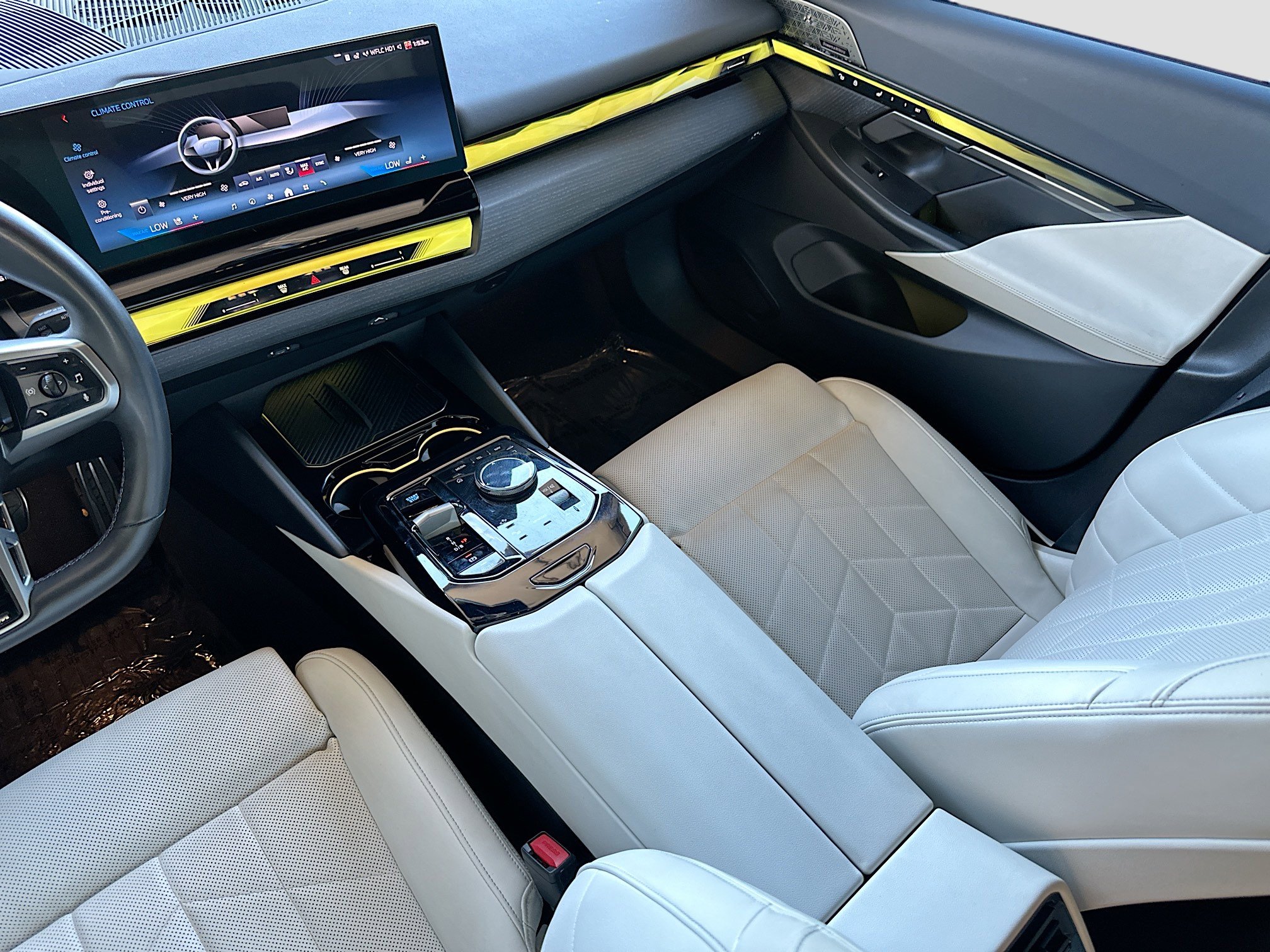 Certified 2024 BMW i5 M60 w/ Premium Package AWD/4WD image 25