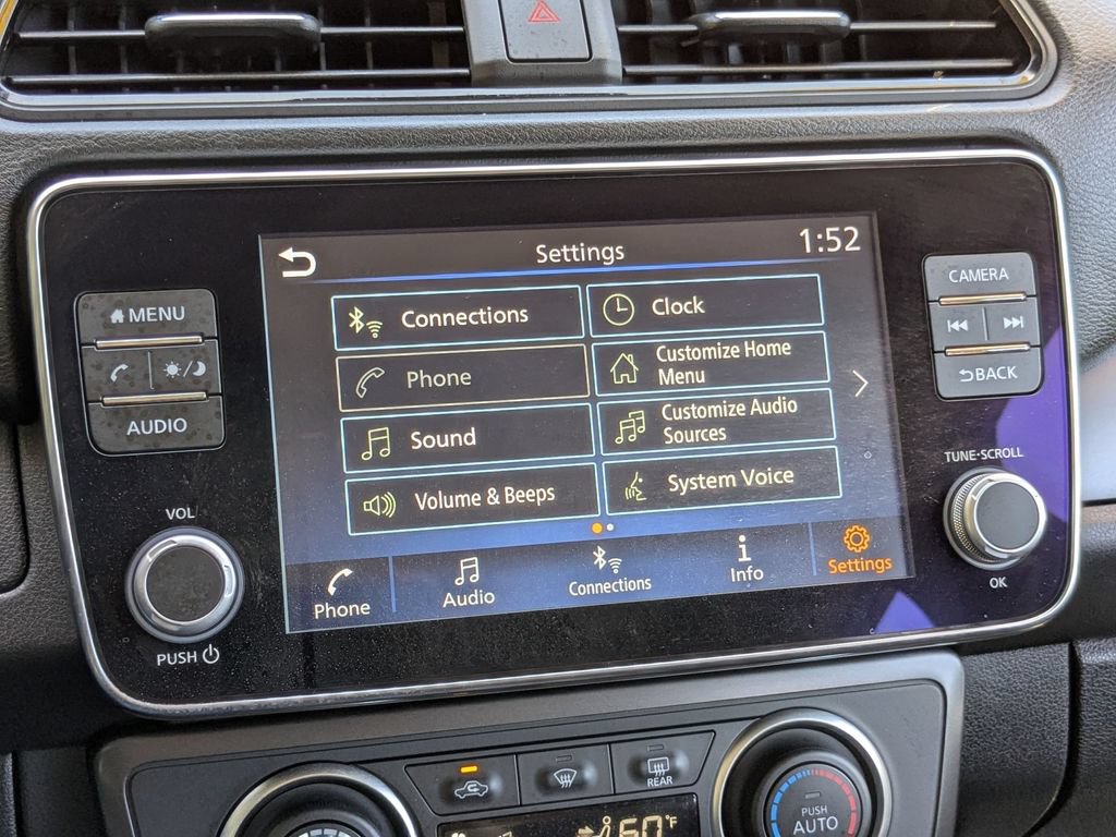 Used 2025 Nissan Leaf S FWD image 18