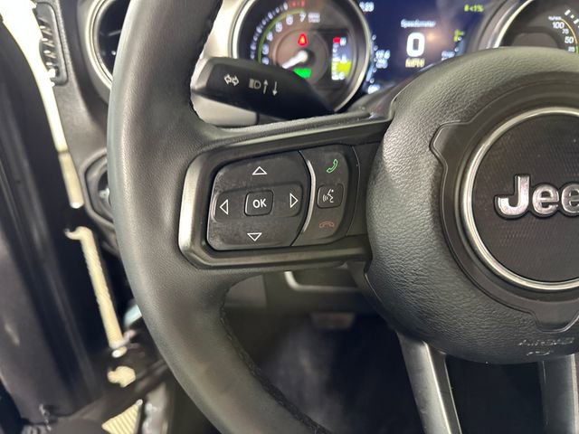 Used 2023 Jeep Wrangler Unlimited w/ Cold Weather Group image 15