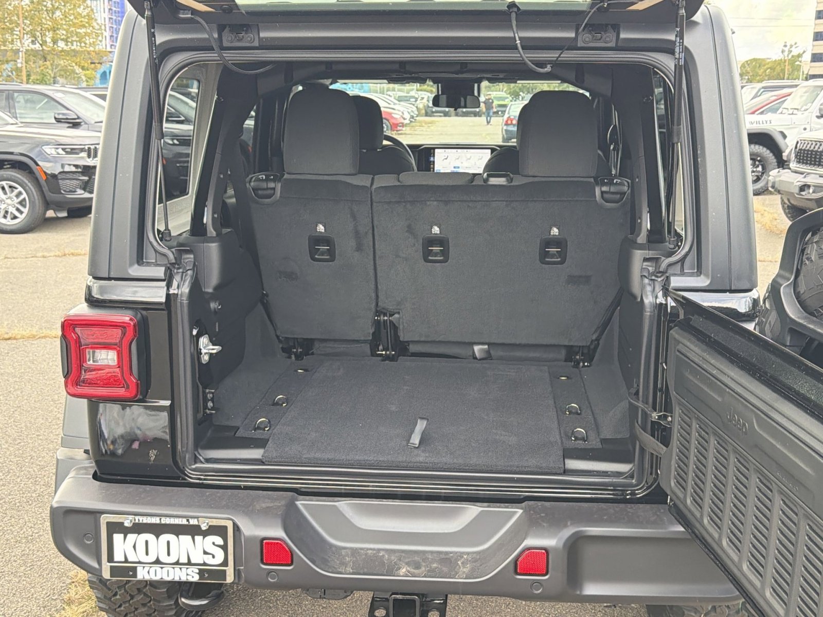 New 2025 Jeep Wrangler Willys image 24