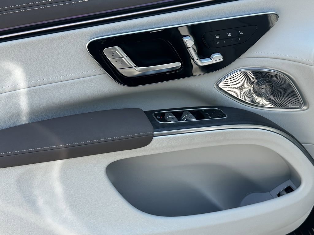 Certified 2023 Mercedes-Benz EQS 580 4MATIC SUV image 11