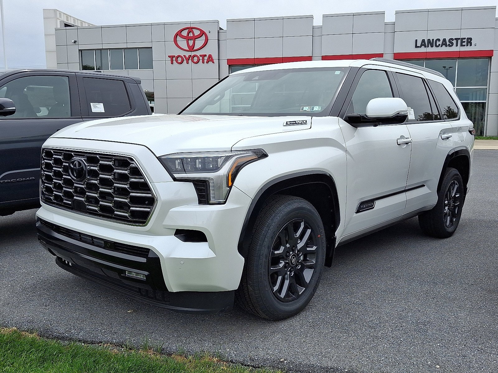 New 2026 Toyota Sequoia Platinum AWD/4WD image 3