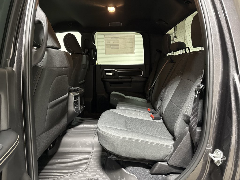 New 2026 RAM 3500 Big Horn AWD/4WD image 23