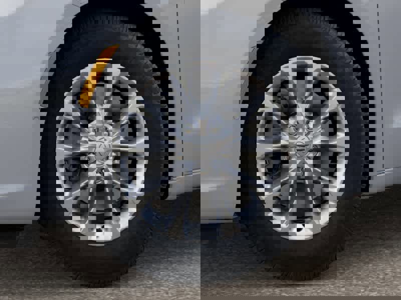 New 2026 Chrysler Pacifica Select image 8