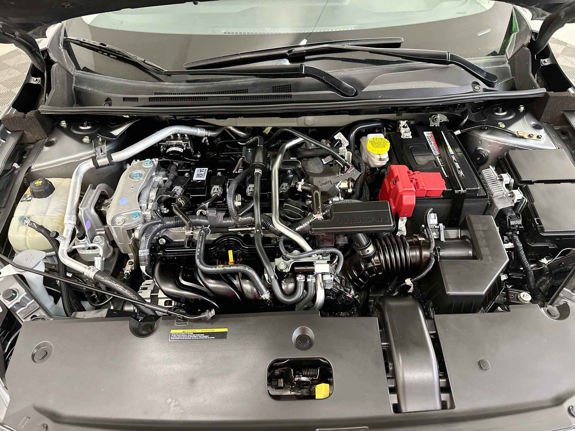 Used 2025 Nissan Sentra SV FWD image 33