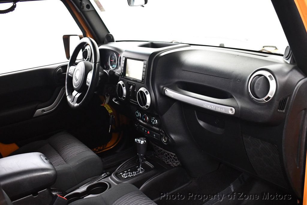Used 2012 Jeep Wrangler Unlimited Sahara AWD/4WD image 14