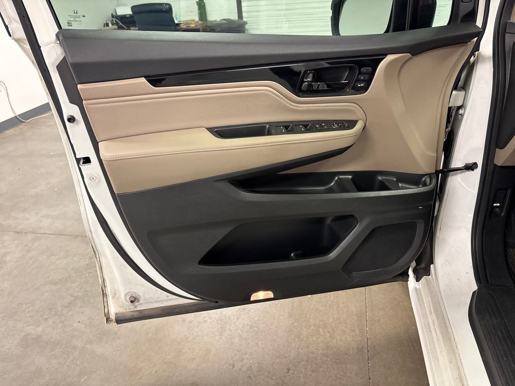 Used 2021 Honda Odyssey Touring image 22