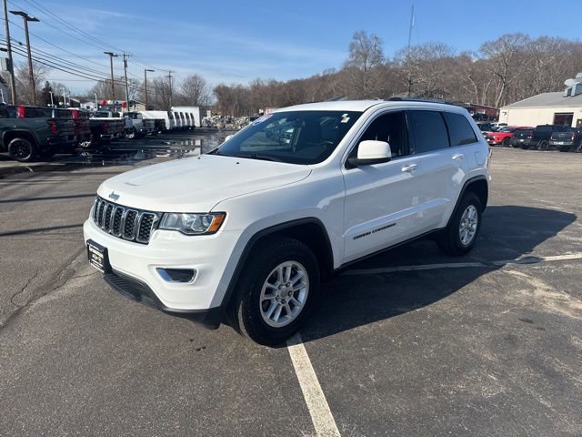 Used 2020 Jeep Grand Cherokee Laredo image 4