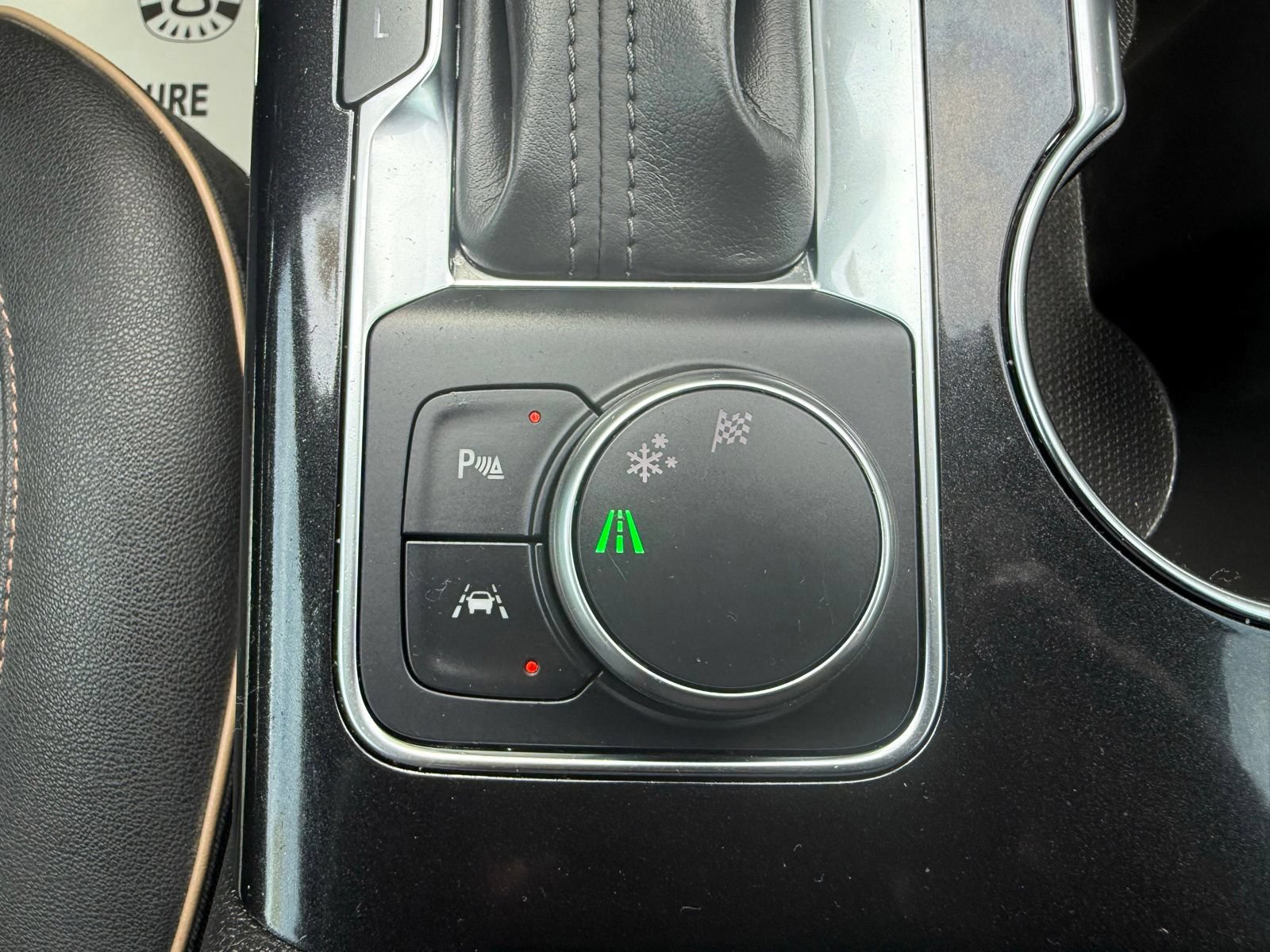 Used 2024 Chevrolet Blazer Premier w/ Driver Confidence II Package FWD image 30