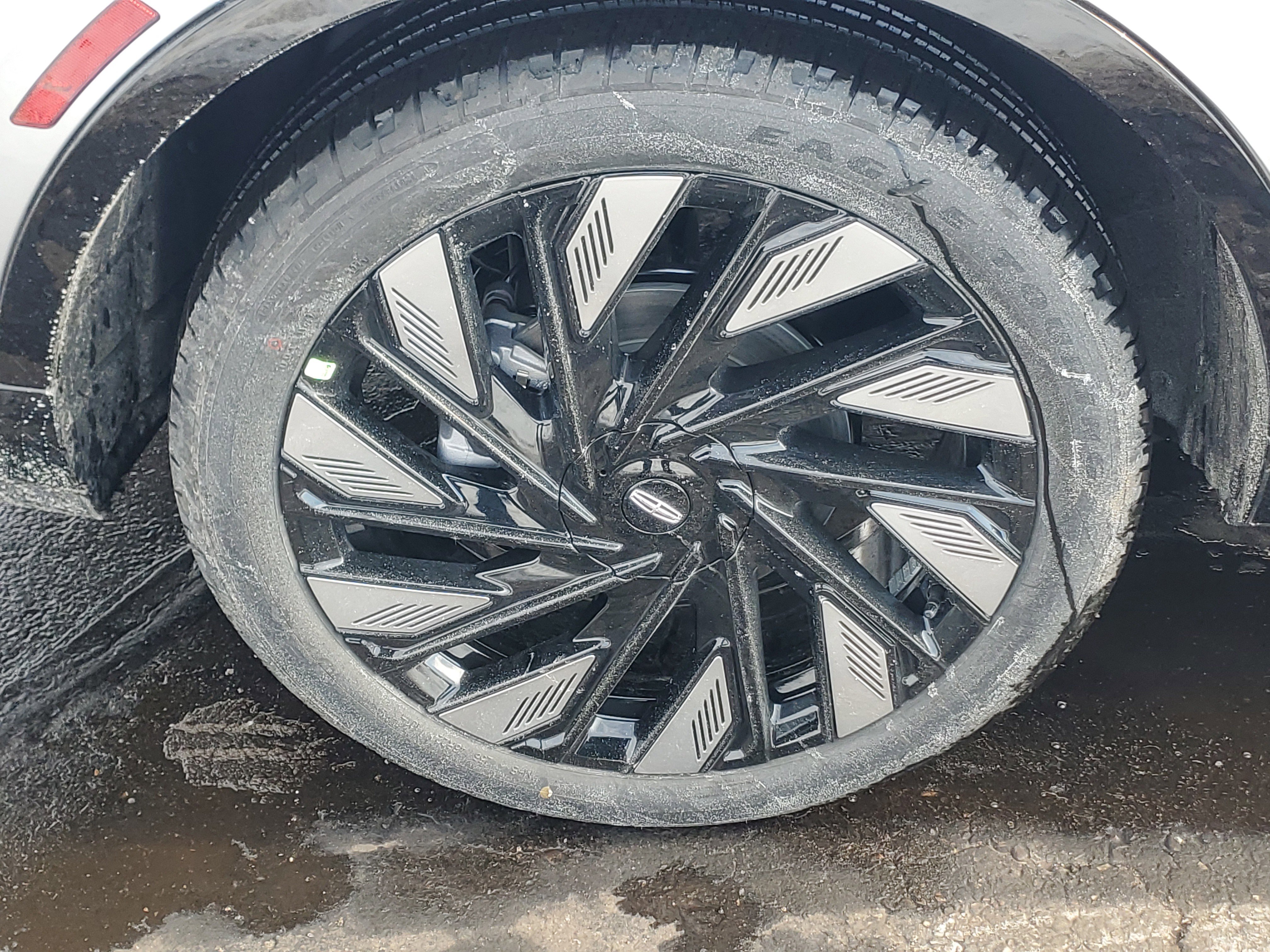 New 2026 Lincoln Nautilus Reserve image 5