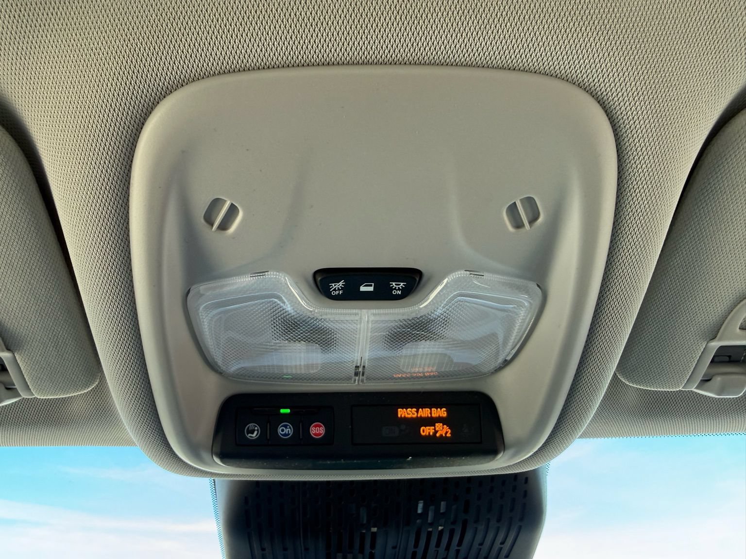 New 2027 Chevrolet Bolt LT w/ Comfort Package FWD image 20