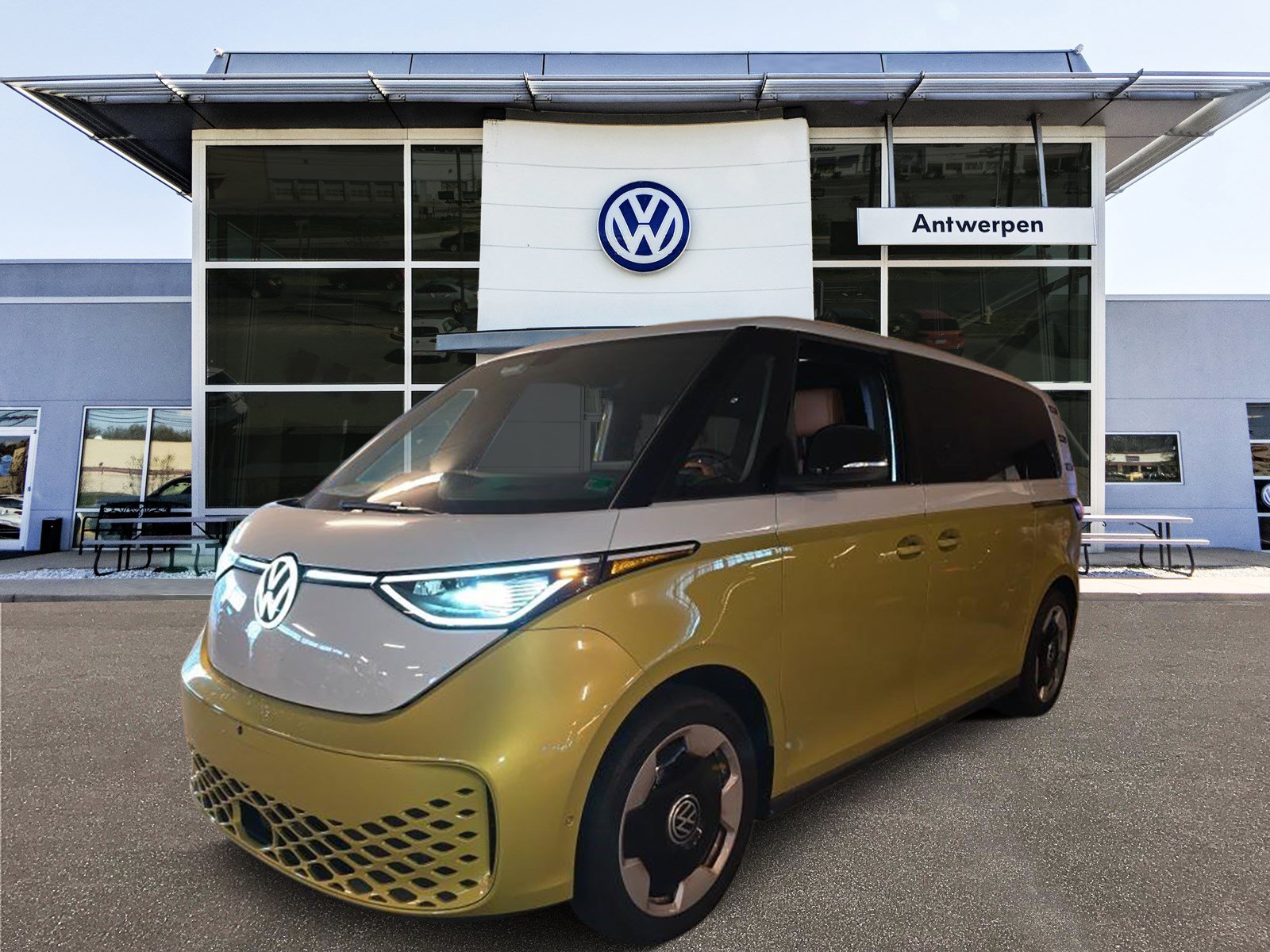 Used 2025 Volkswagen ID. Buzz Pro S Plus AWD/4WD image 2