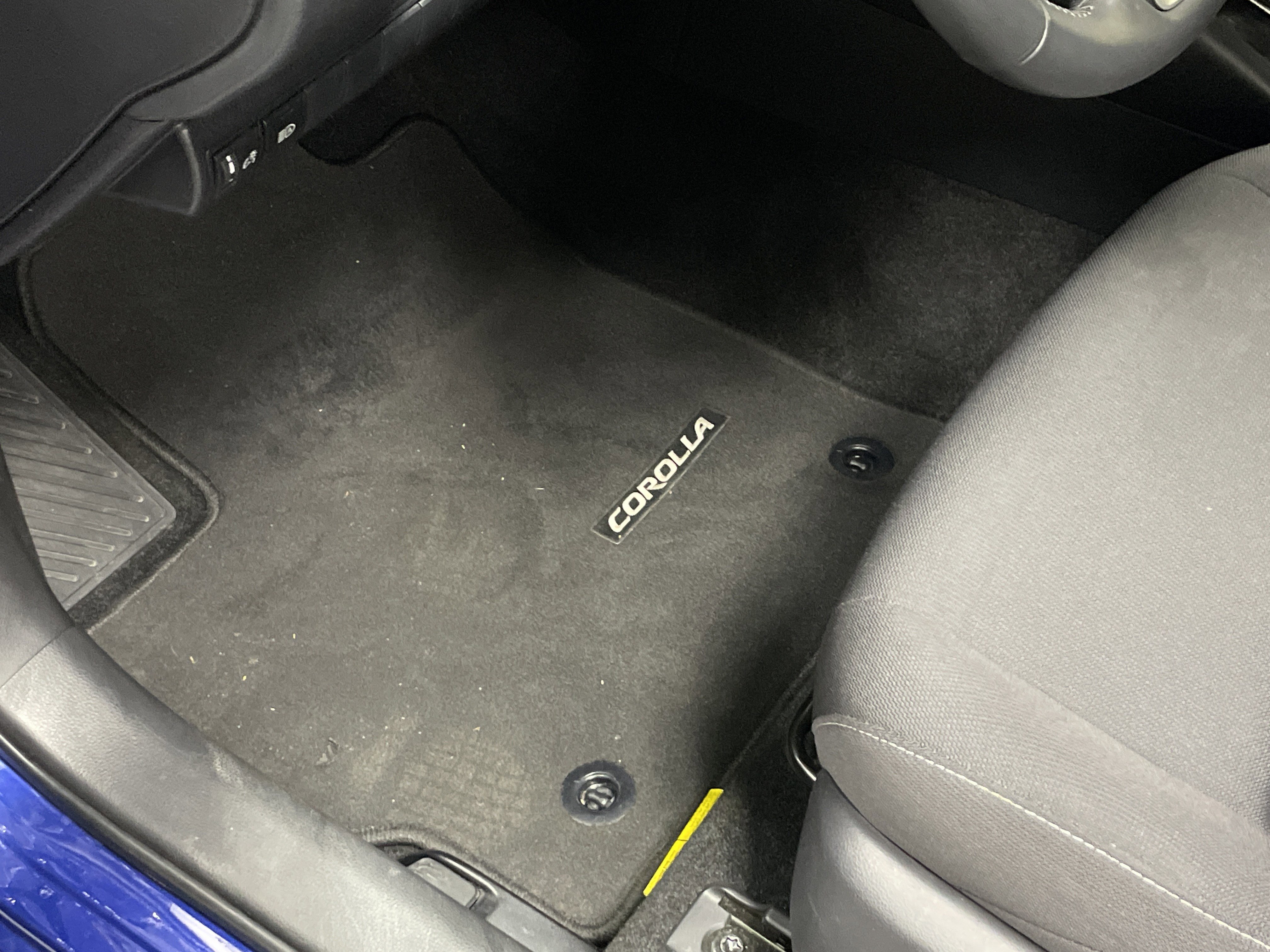 Used 2024 Toyota Corolla SE FWD image 15