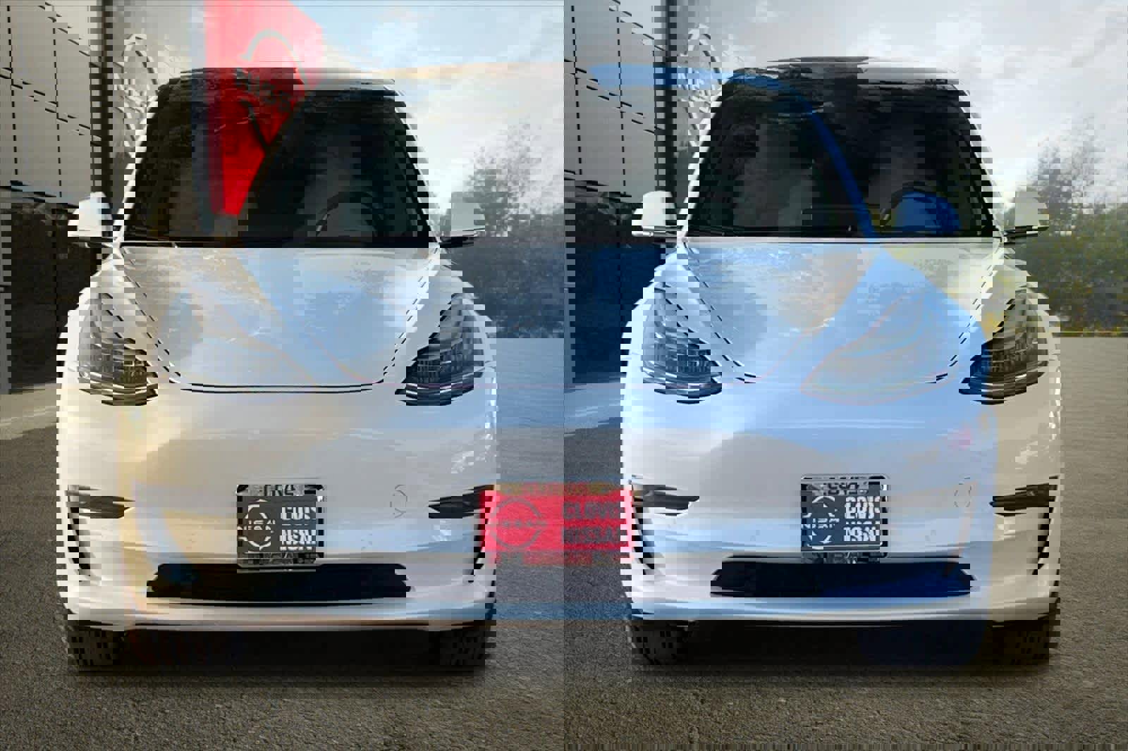 Used 2019 Tesla Model 3 Standard Range Plus image 11