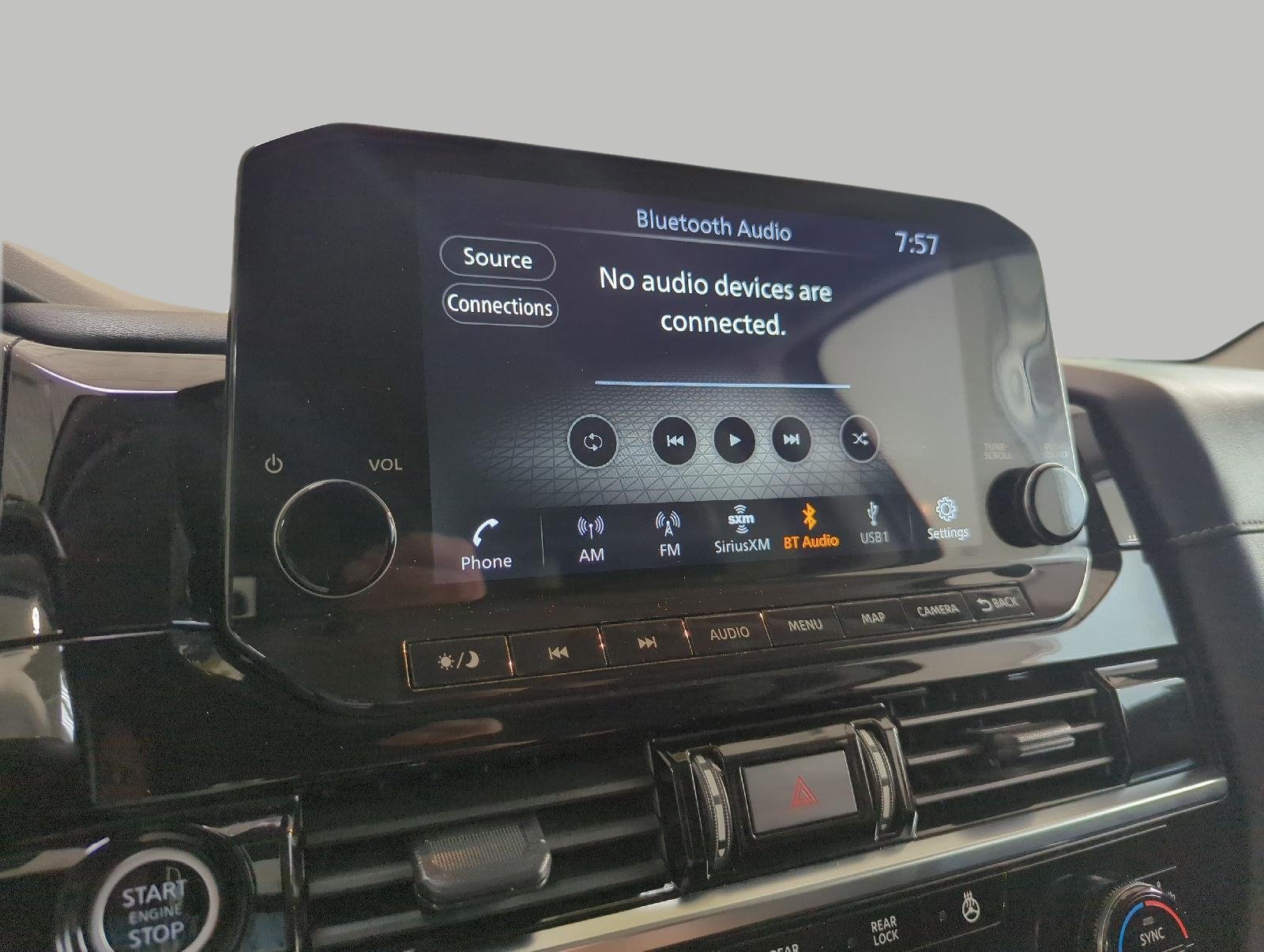 Used 2023 Nissan Pathfinder SL AWD/4WD image 15