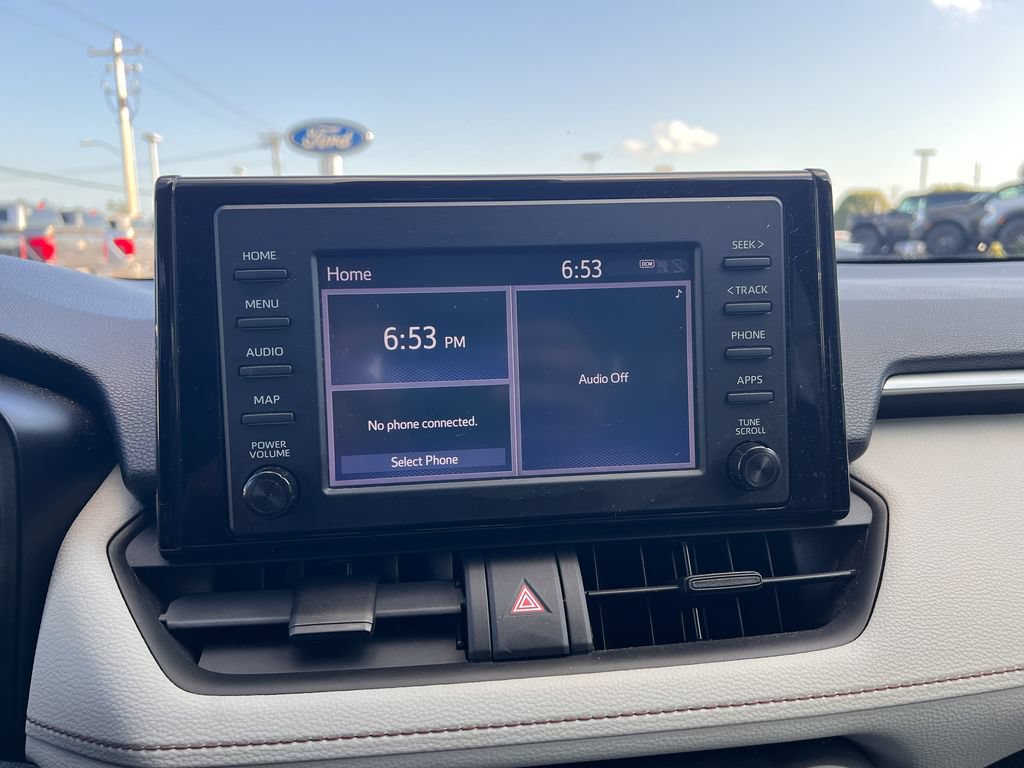 Used 2019 Toyota RAV4 XLE w/ Protection Package FWD image 21