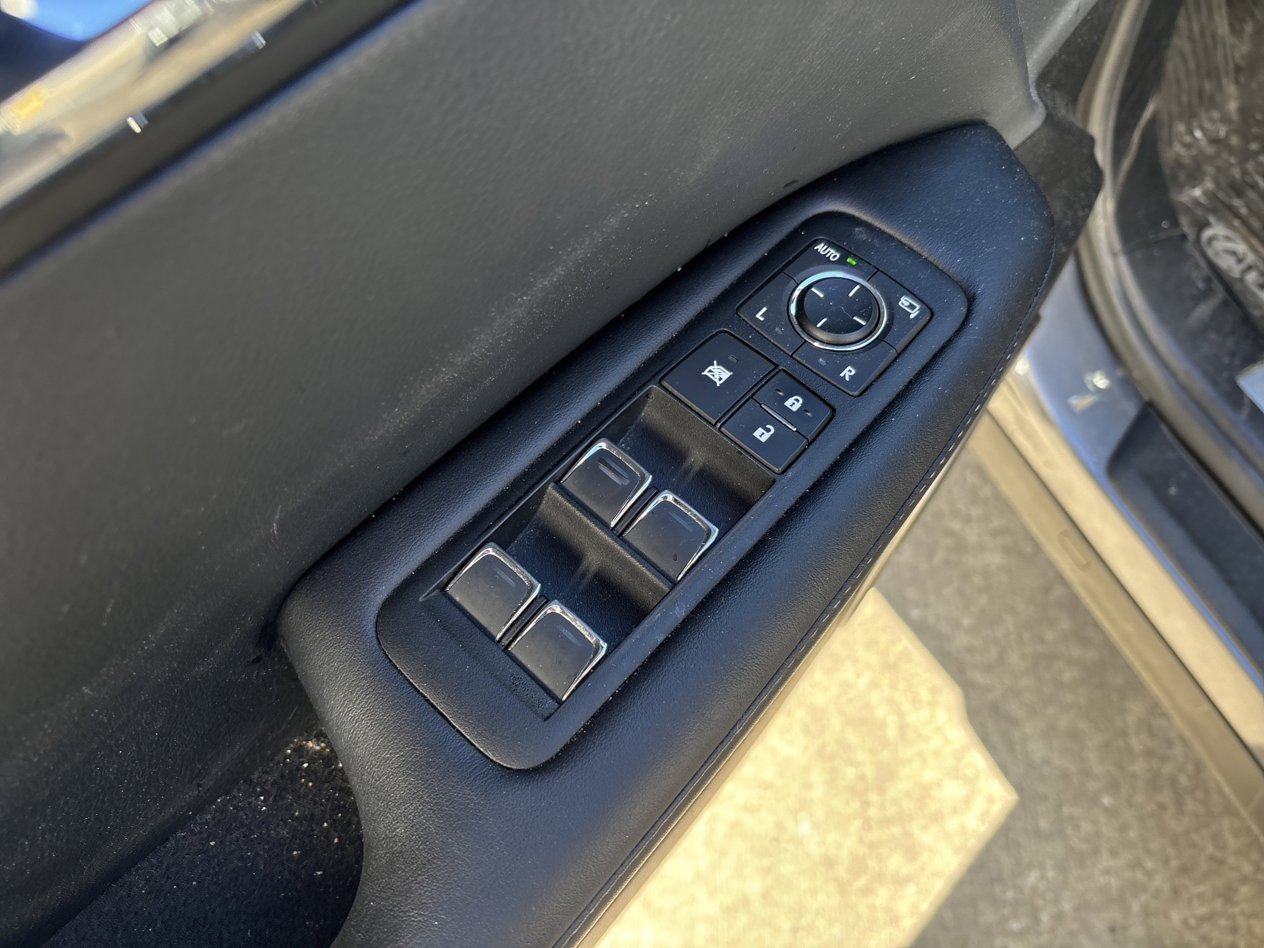 Used 2022 Lexus RX 350 F Sport w/ Cold Area Package image 15