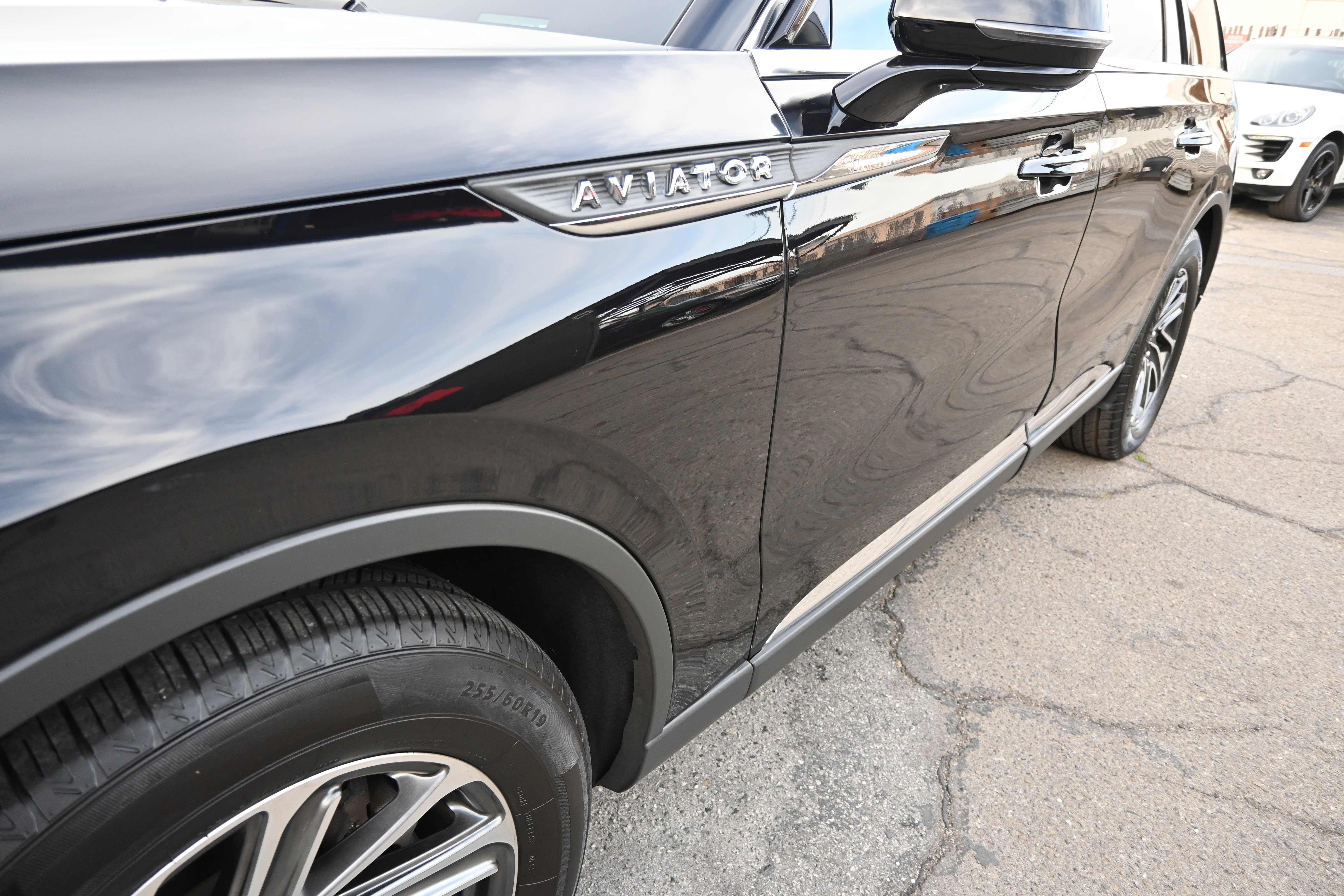 Used 2022 Lincoln Aviator 2WD image 18