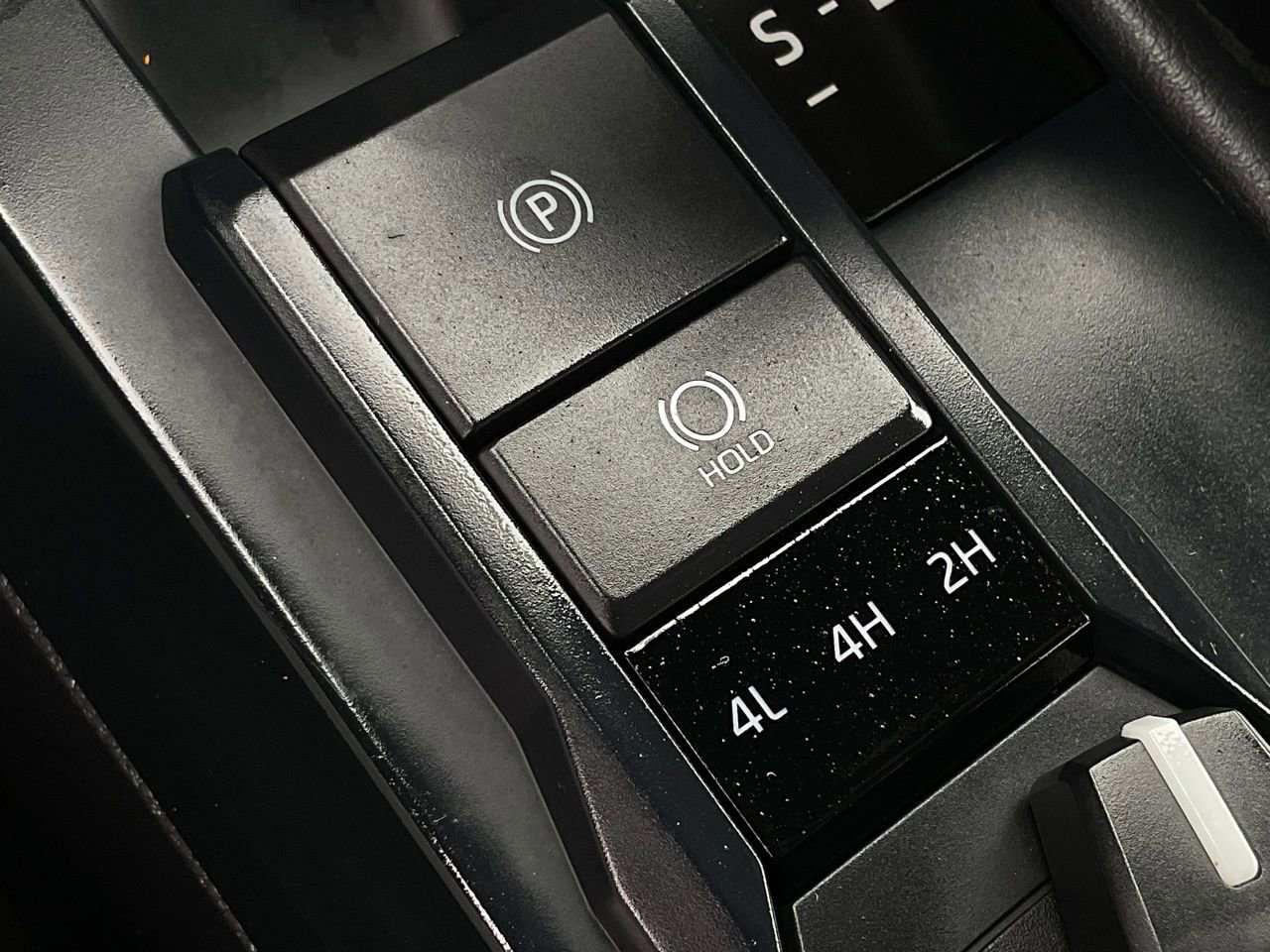 Used 2025 Toyota Tacoma TRD Off-Road AWD/4WD image 45