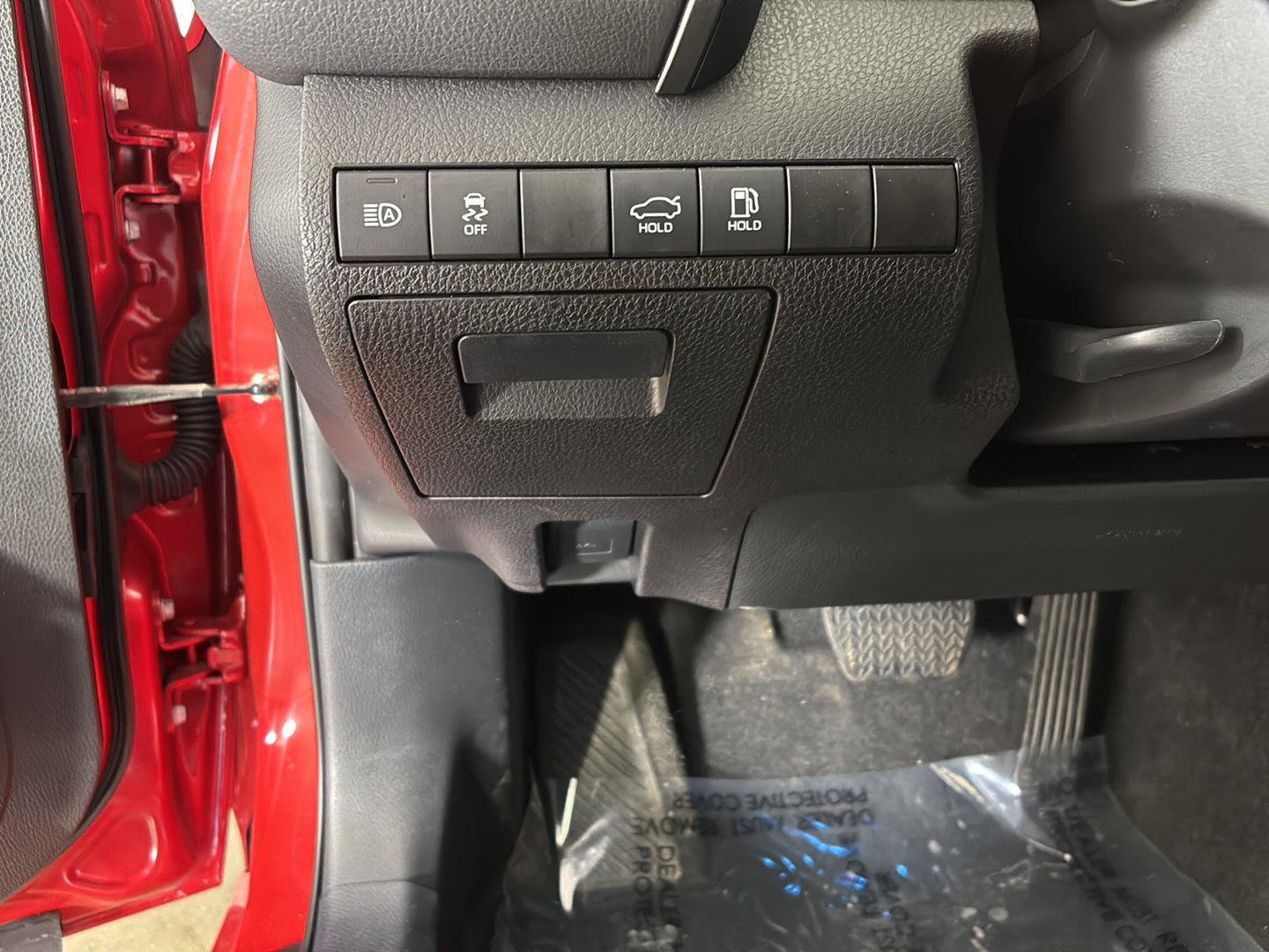 Used 2022 Toyota Camry XSE FWD image 29