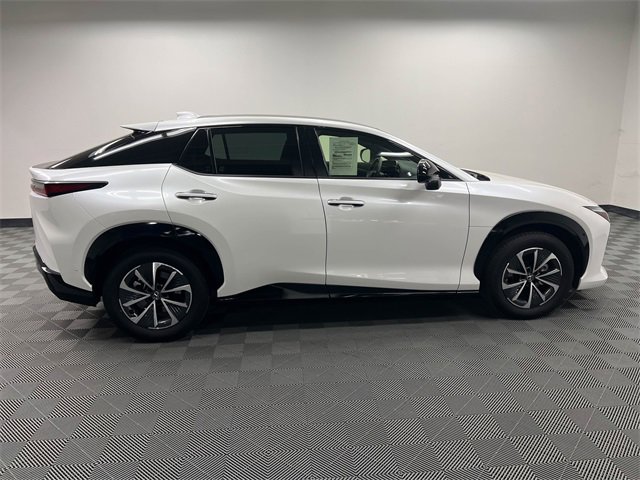 Used 2024 Lexus RZ 300e Premium w/ Technology Package image 4