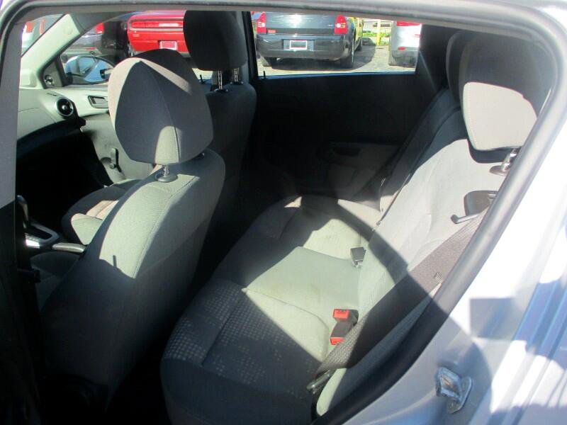 Used 2016 Chevrolet Sonic LS image 9