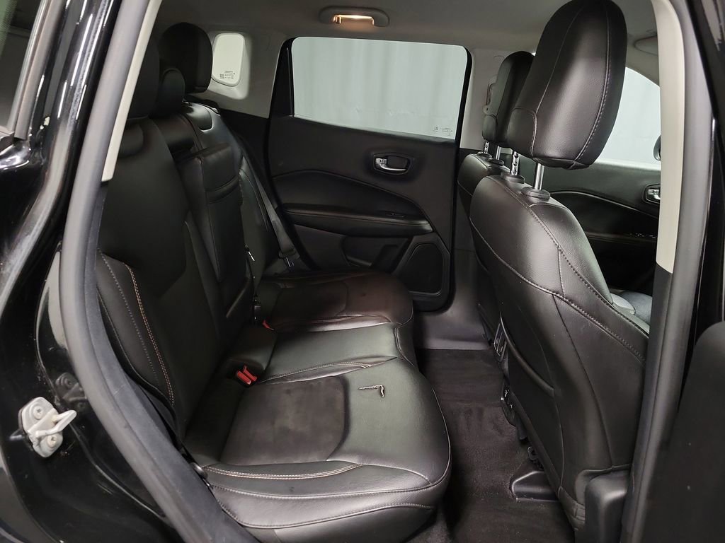 Used 2018 Jeep Compass Latitude w/ Popular Equipment Group AWD/4WD image 25