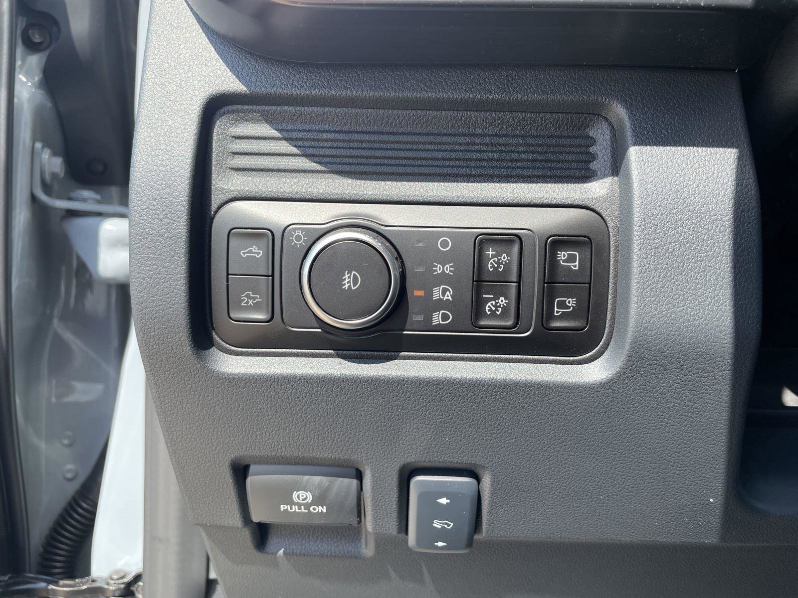 New 2026 Ford F350 Lariat image 10