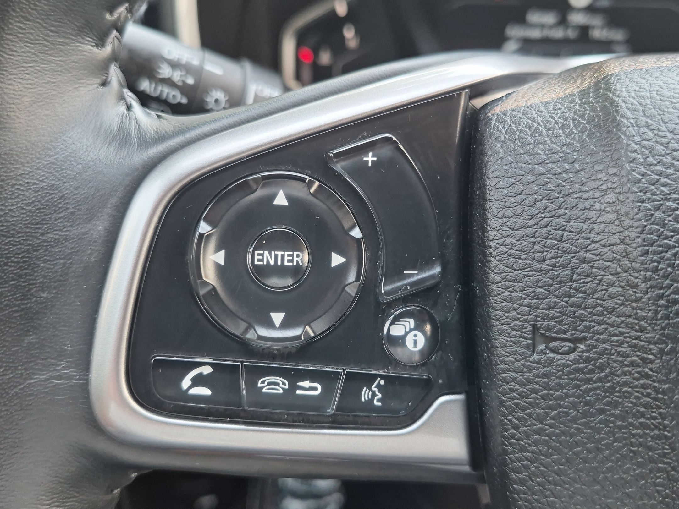Certified 2022 Honda CR-V Touring image 14