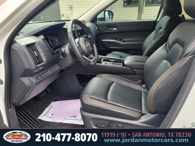 Used 2023 Nissan Pathfinder SL FWD image 18