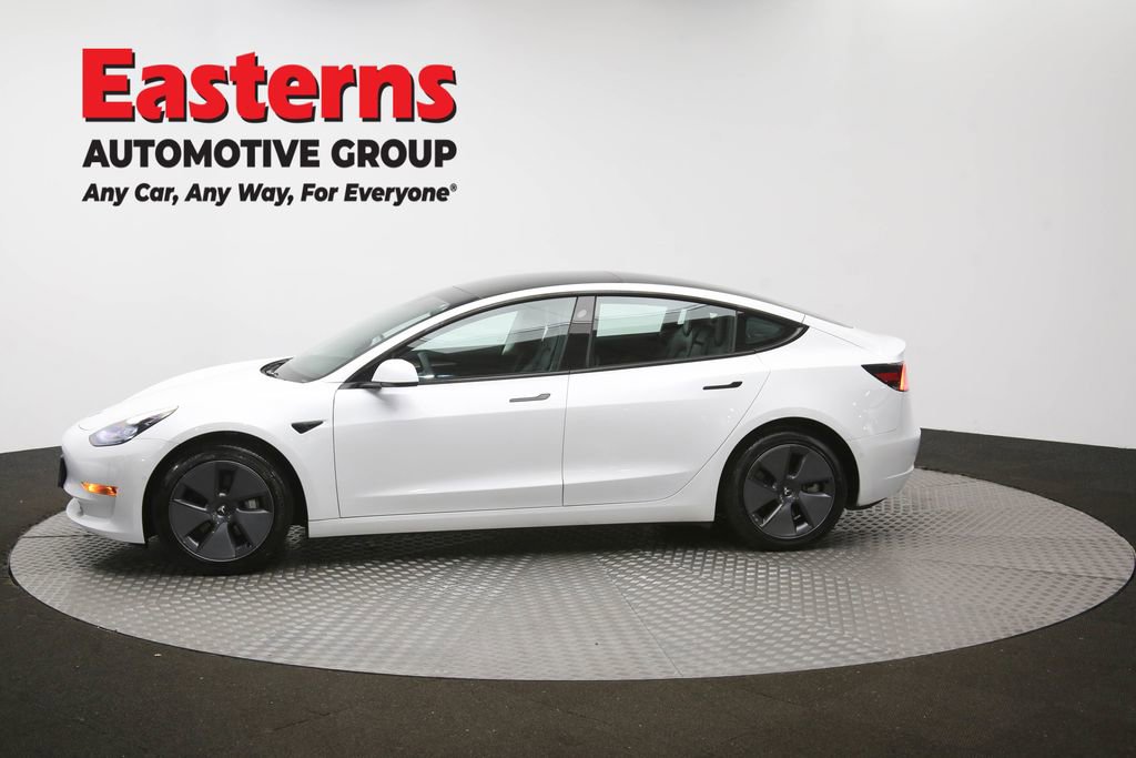 Used 2022 Tesla Model 3 Standard Range image 54