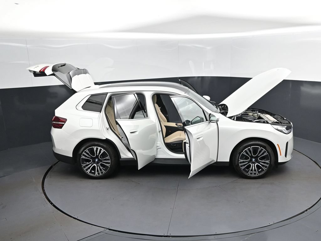 Certified 2025 BMW X3 xDrive30i w/ Convenience Package AWD/4WD image 50