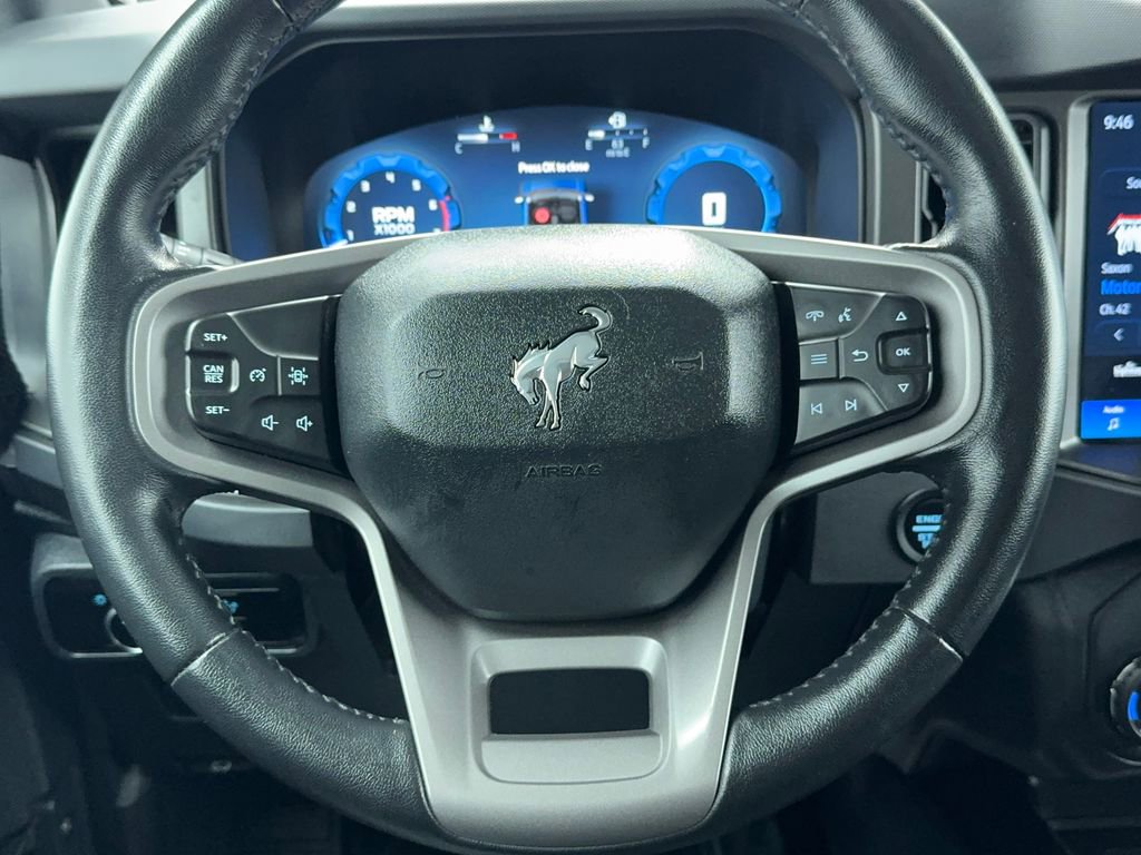Used 2025 Ford Bronco Badlands image 19
