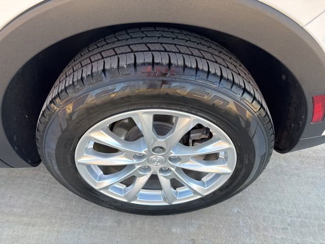 Used 2021 Buick Envision Preferred image 5