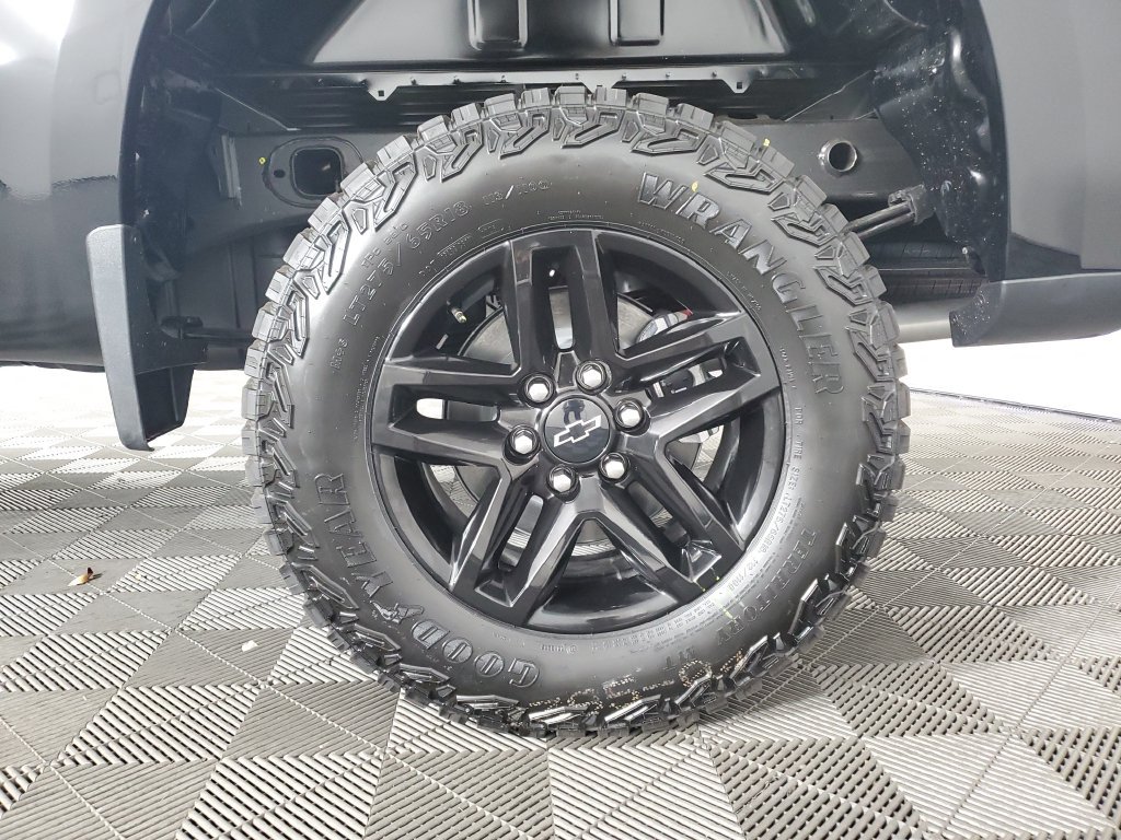 New 2026 Chevrolet Silverado 1500 Custom Trail Boss w/ Midnight Edition AWD/4WD image 28