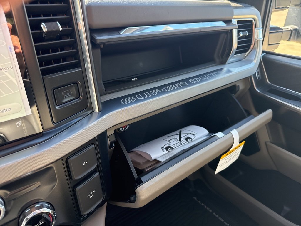 New 2026 Ford F450 Platinum image 27